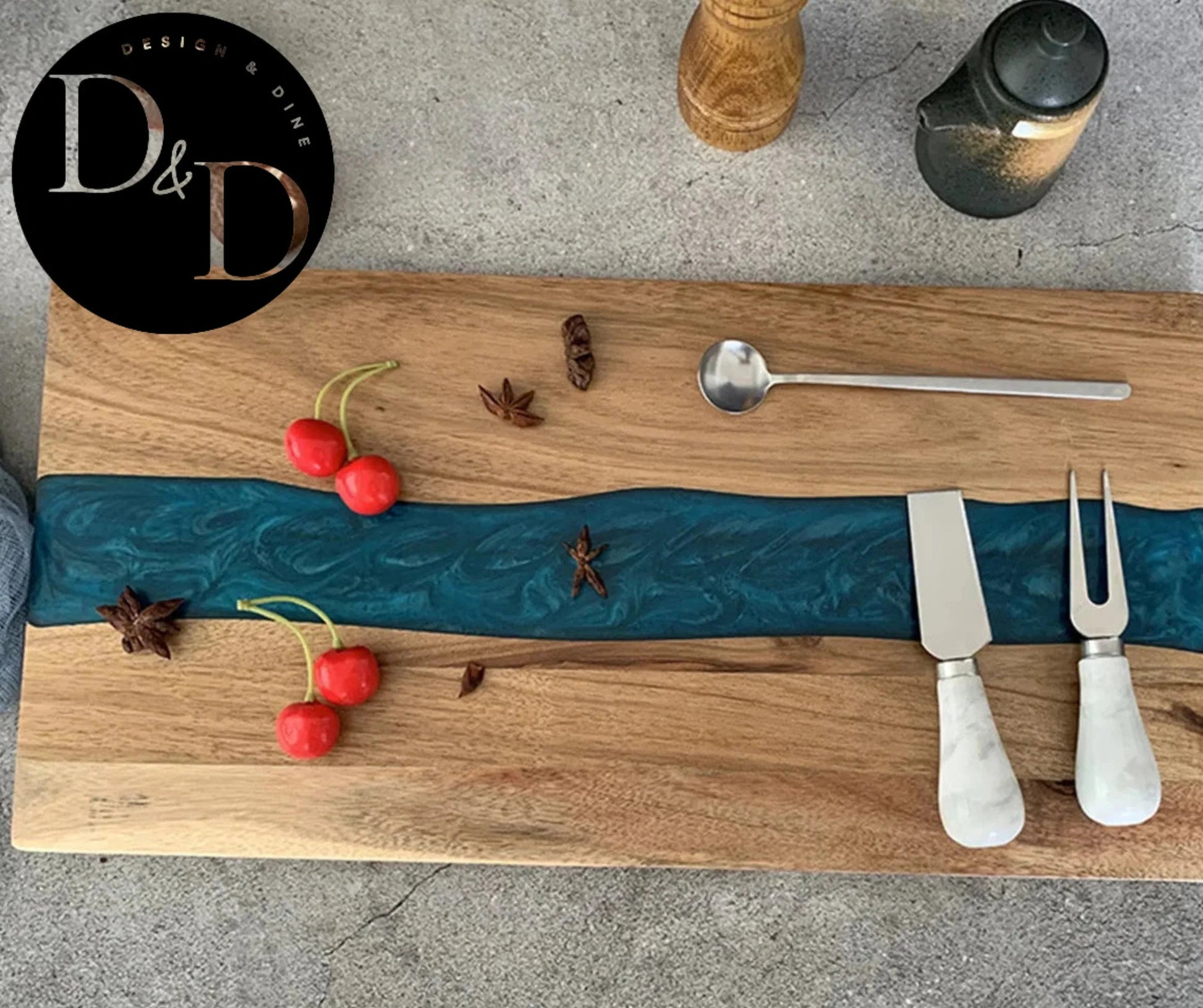 Artisan Wood & Resin borrelplank - Design & Dine